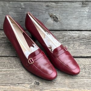 Salvatore Ferragamo Loafer Heels Burgundy Oxfords 11 Narrow